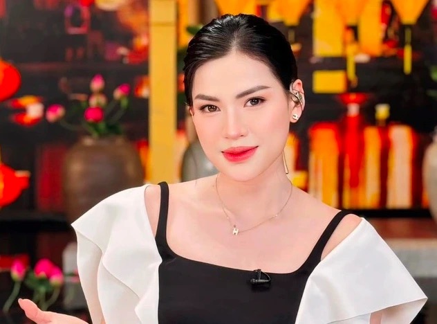 Võ Hà Linh: Livestream Bán Hàng Rẻ Gây Tranh Cãi về Chất Lượng Sản Phẩm